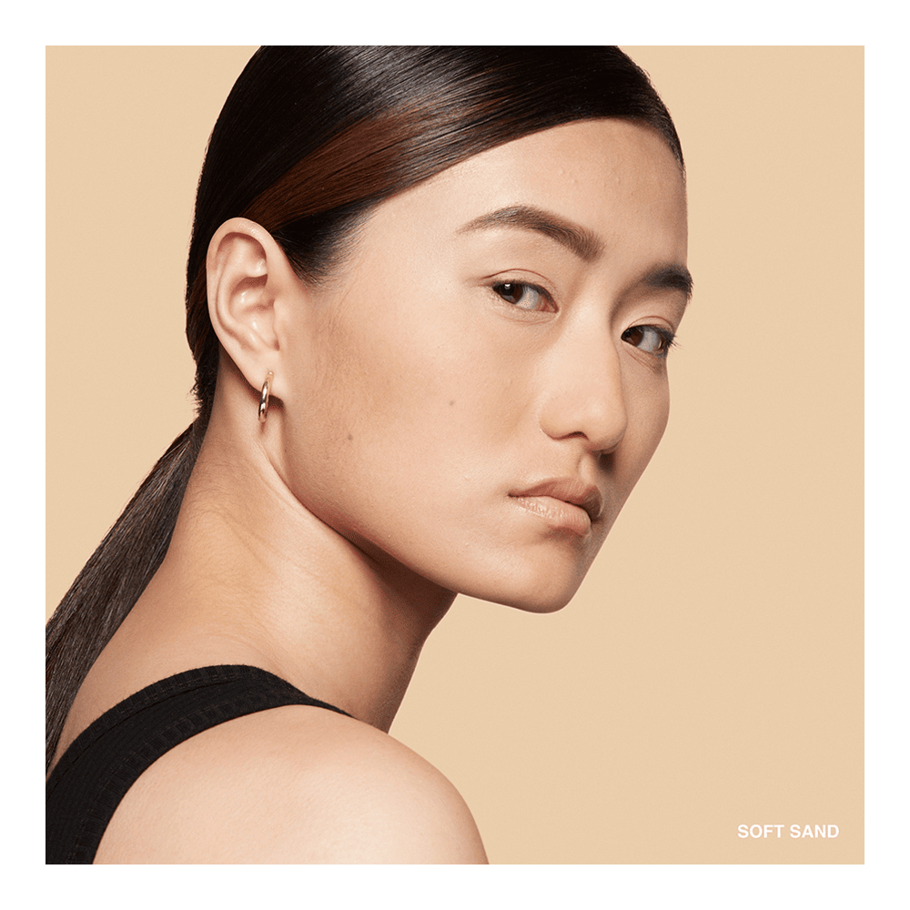BOBBI BROWN SHEER FINISH PRESSED POWDER SOFT SAND 9G — photo 4
