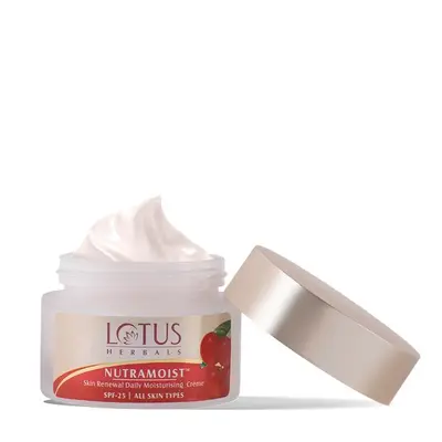 LOTUS HERBALS NUTRAMOIST SKIN RENEWAL DAILY MOISTURISING CREME SPF25 50G