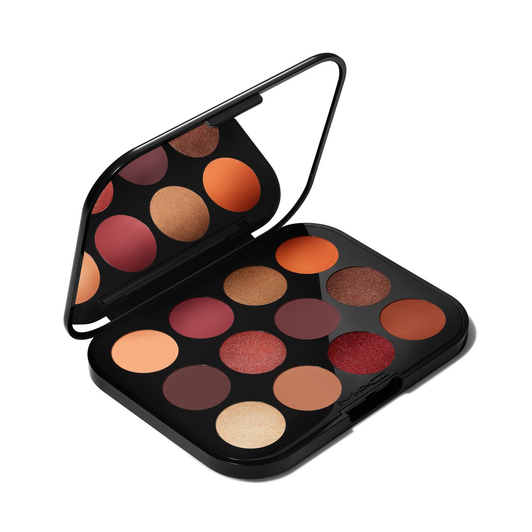 M·A·C CONNECT IN COLOUR EYE SHADOW PALETTE - FUTURE FLAME (12 SHADES)
