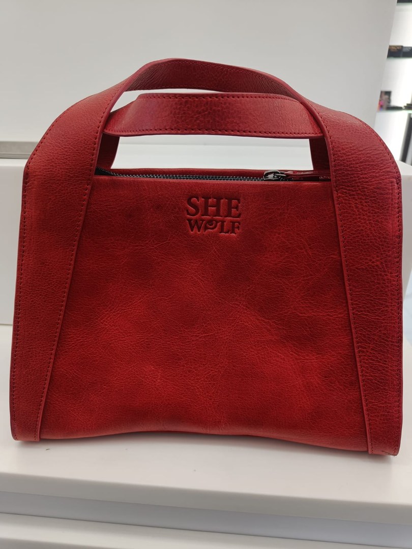 She-wolf Leather Handbag for Women, Zip-Top, Twin Handles and Embossed Logo, Crimson Velvet Red — photo 2