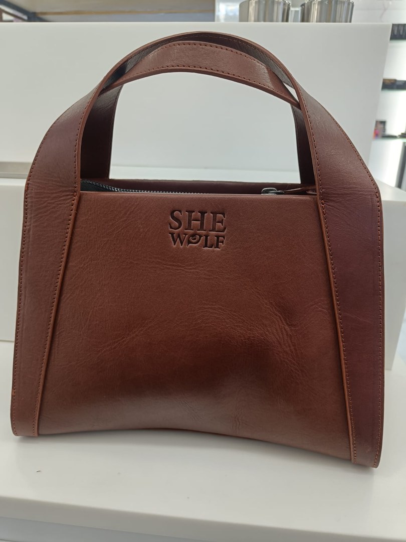 SHE WOLF STYLE-2 LEATHER HAND BAG BROWN COLOUR